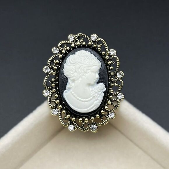 Yellow Gold and Black with Diamond Crystal Victorian Lady Cameo Pin Back Brooch - Picture 2 of 7